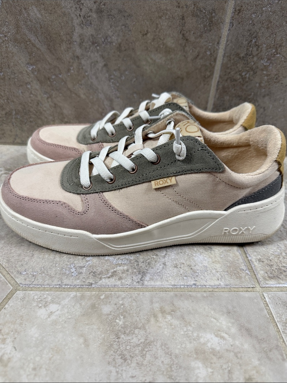 Roxy Suede & Textile Sneakers in Pink, Olive & Cream Women’s Size 9 - Picture 4 of 4